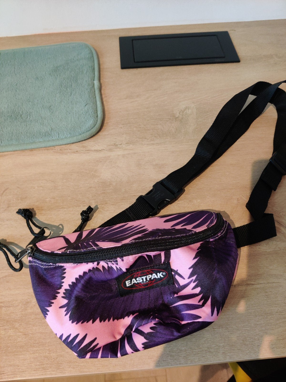 eastpack heuptasje, Ophalen