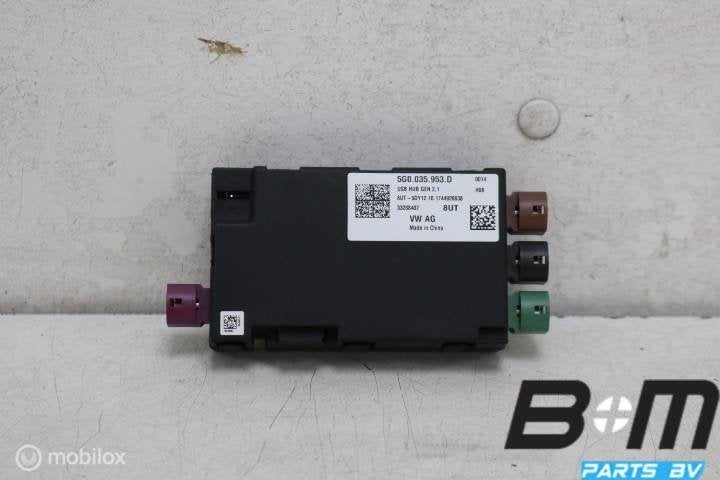 USB HUB met spanningsomvormer VW Polo 2G 5G0035953D, Gebruikt