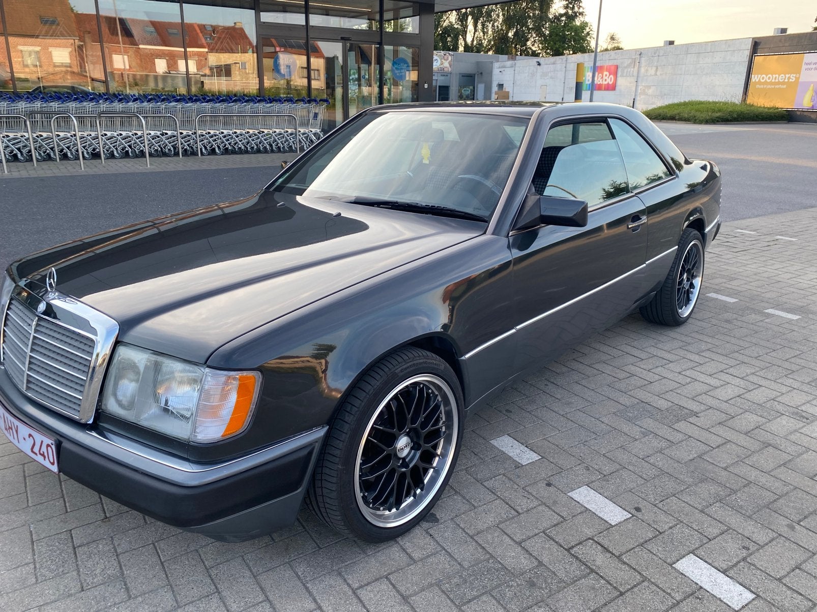 Mercedes-Benz 230CE Coupé Met airco Van 1992 met 194.000 kms, Auto's, Geel, Particulier, Te koop, Coupé