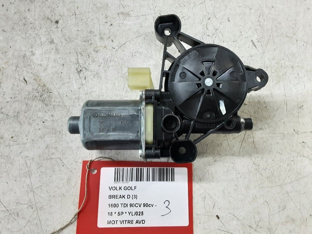 MOTEUR LEVE VITRE ELECTRIQUE AVANT DROIT (5Q0959802B), Volkswagen, Volkswagen AG, Utilisé, Kundenbetreuung@volkswagen.de