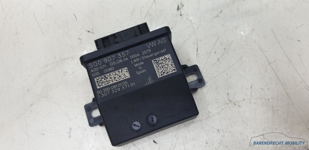 Bochtverlichting lichtbundelhoogteverstelling module VW Golf, Gebruikt, AUDI AG, Auto-Union-Strasse 1
85045  Ingolstadt, DE, Kundenbetreuung@audi.de