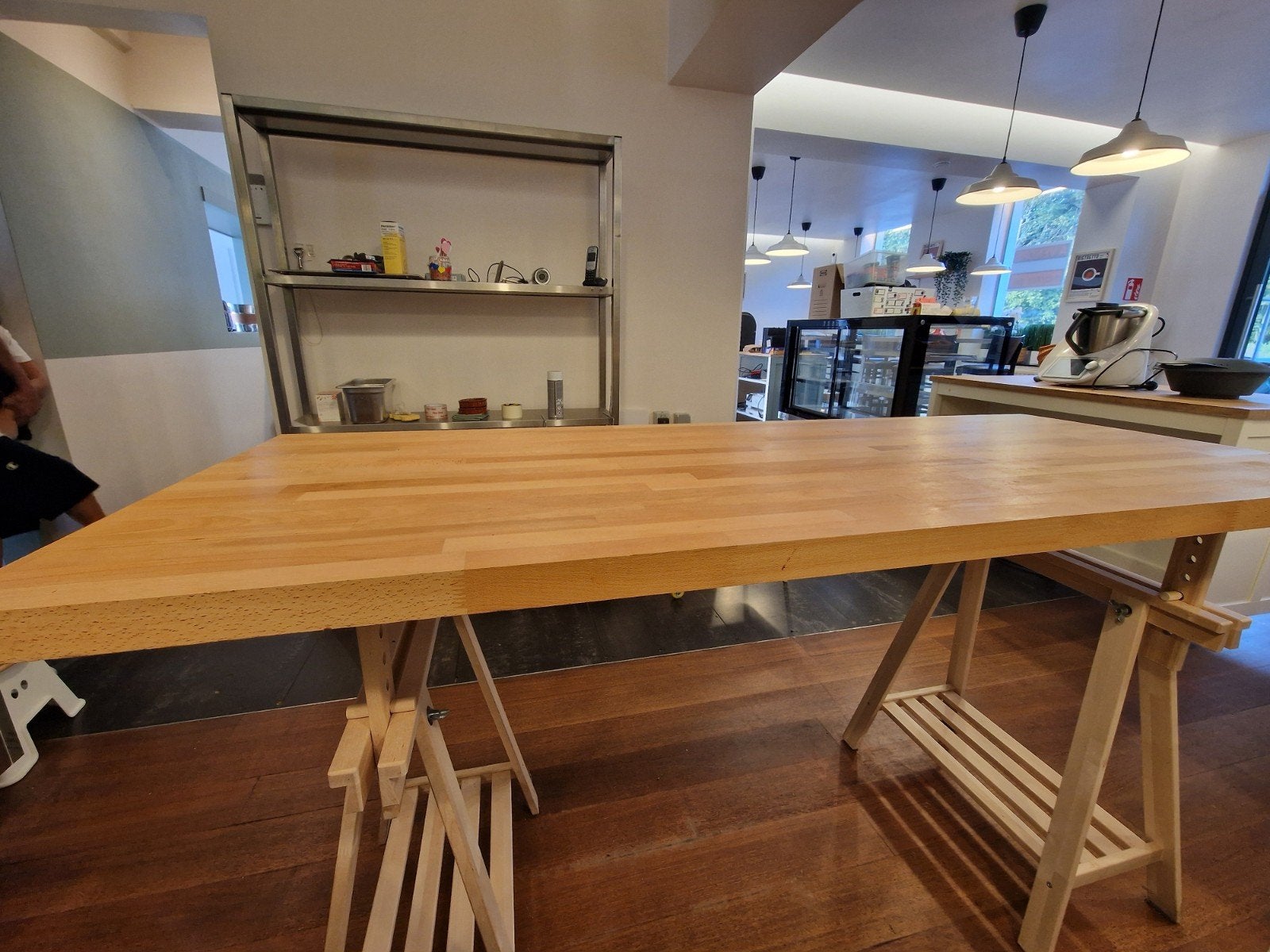 Grande table en bois style rustique / industriel, Enlèvement ou Envoi