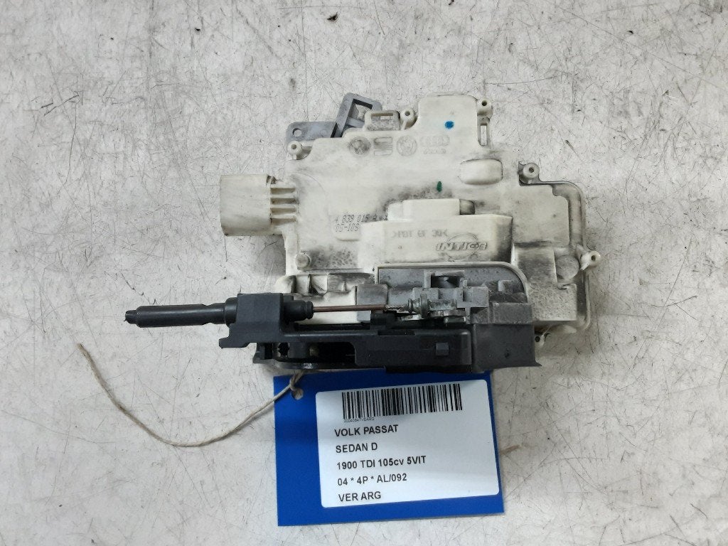 PORTIERSLOT LINKS ACHTER Volkswagen Passat (3C2), Gebruikt, Volkswagen, Mevr. I. Hauben, Rue de l'Espoir 34 34
4030  GRIVEGNÉE, BE