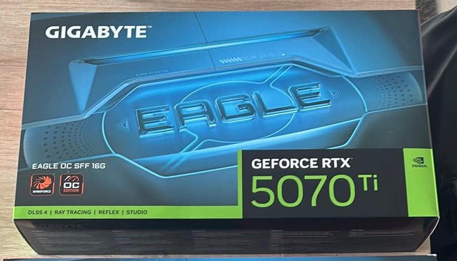 GeForce RTX 5070Ti Eagle, Informatique & Logiciels, Cartes vidéo, Enlèvement ou Envoi, Comme neuf