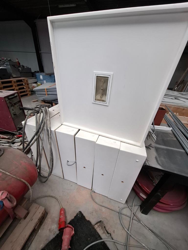 Verlichting uit toonzaal., Bricolage & Construction, Volets, Enlèvement
