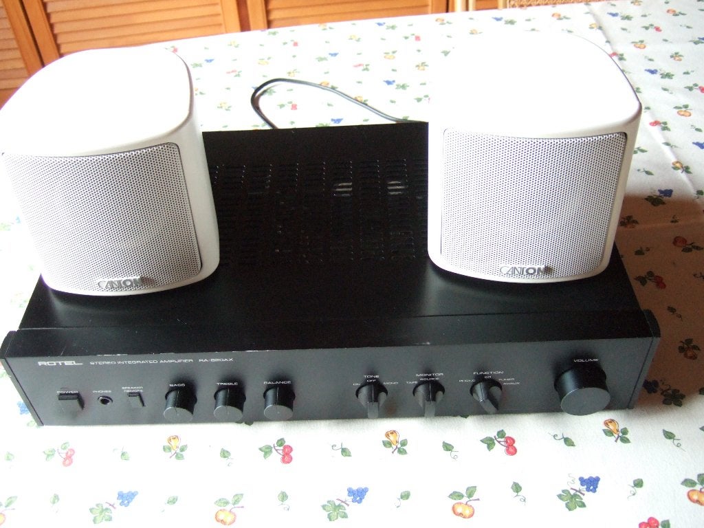 Rotel versterker RA-820AX met Canton boxen, Ophalen of Verzenden