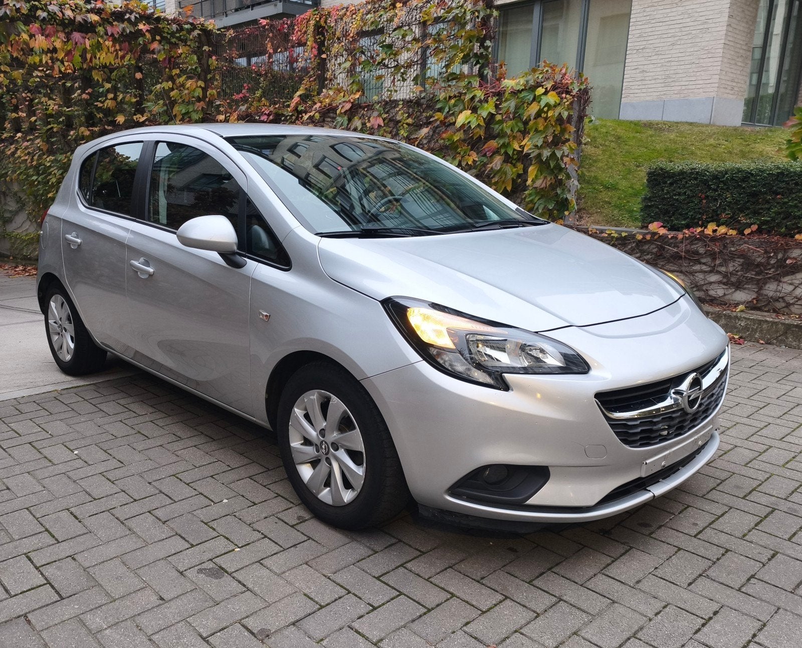 Opel Corsa Benzine CT OK, Voorwielaandrijving, Stof, Particulier, Zilver of Grijs