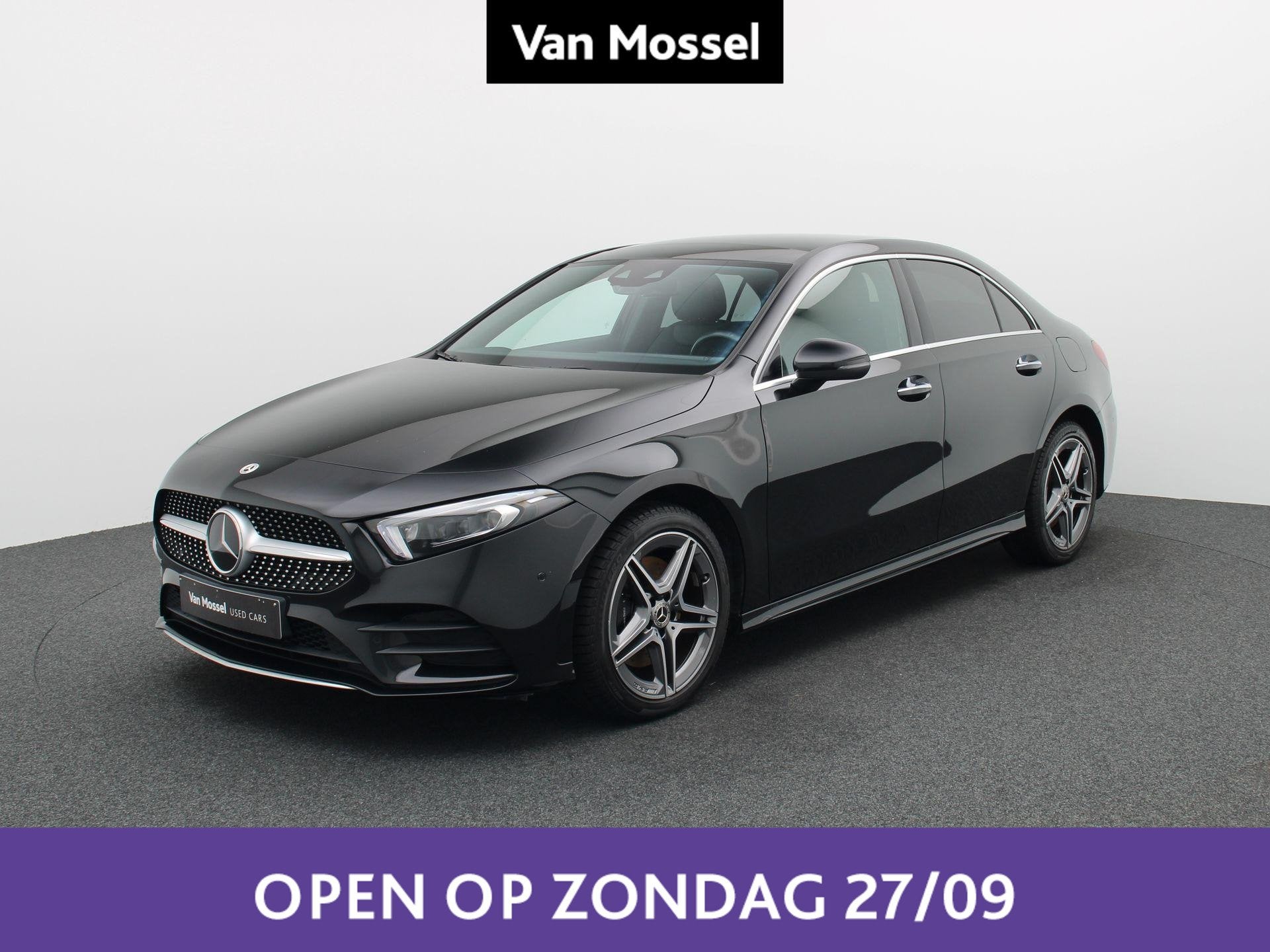 Mercedes-Benz A 250 e Sedan AMG Line + PANO DAK + MULTIBEAM, Auto's, Gebruikt, 4 cilinders, 16 kWh, Leder en Stof