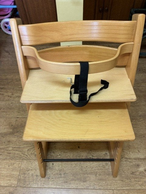 Meegroei stoel Stokke, Ophalen, Zo goed als nieuw, Meegroeistoel, Gordel(s)