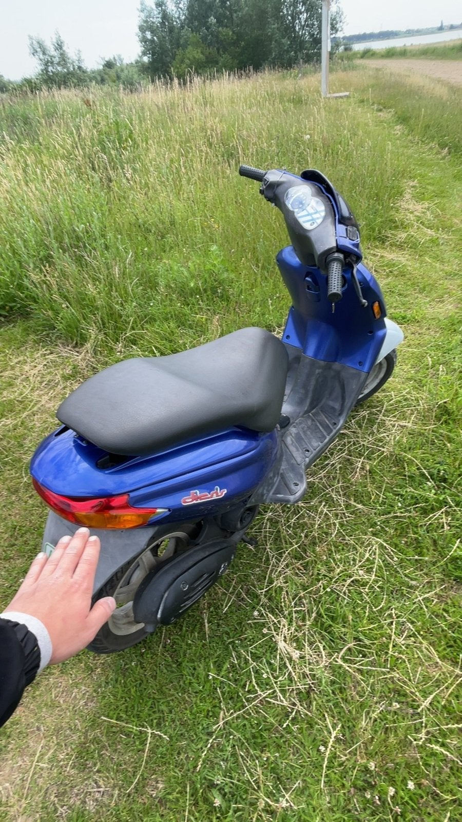 Piaggio diesis dr70 nl papieren, Fietsen en Brommers, Ophalen, Zo goed als nieuw