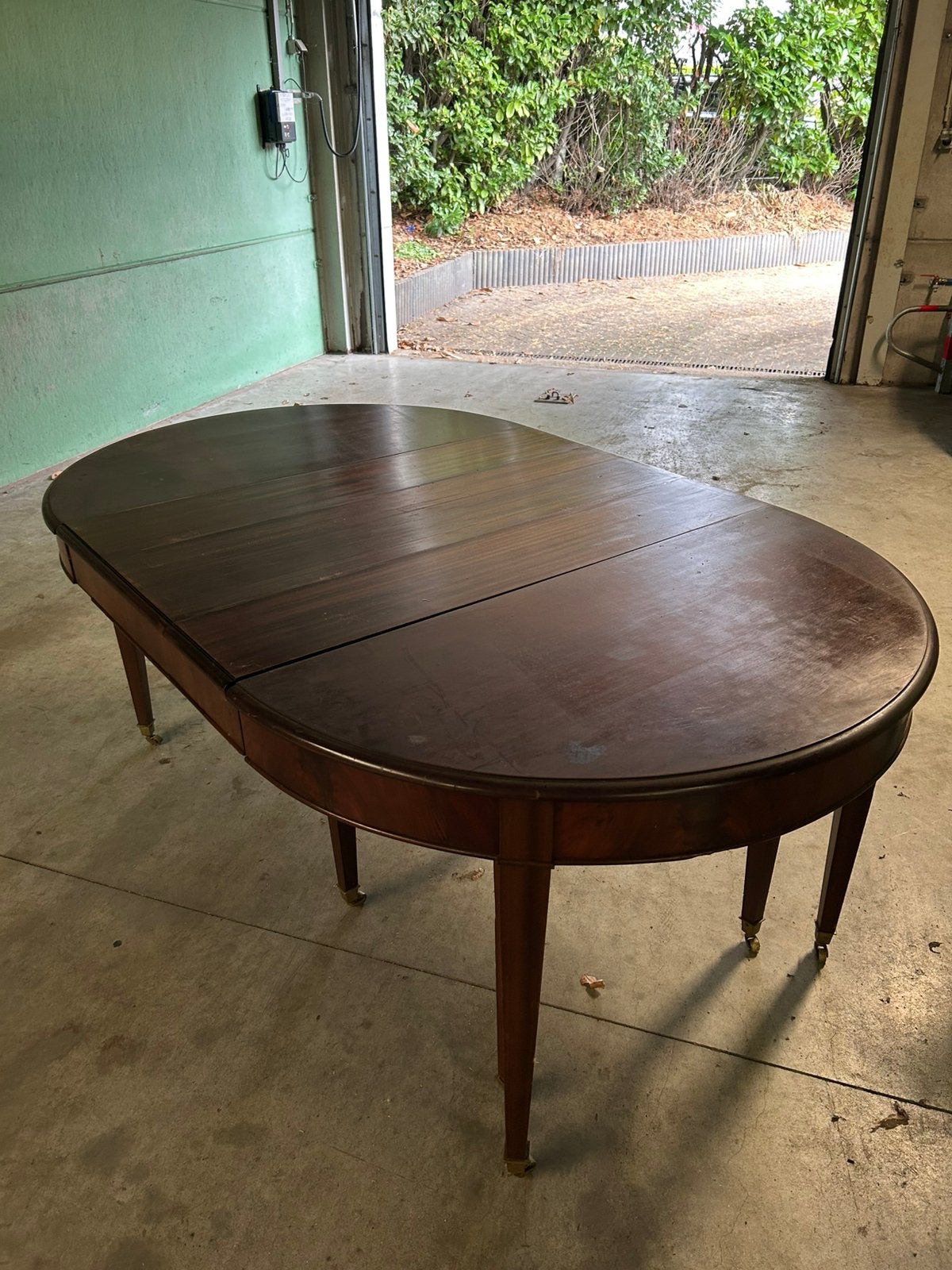 Antieke tafel die uitschuift., Enlèvement