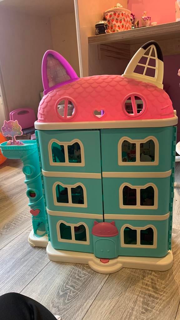 Gabby’s poppenhuis met mini figuren, Kinderen en Baby's, Speelgoed | Poppenhuizen, Ophalen, Zo goed als nieuw, Poppenhuis