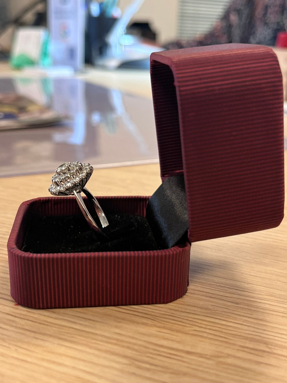 Bague en platine (héritage de ma grand-mère), Antiquités & Art, Enlèvement