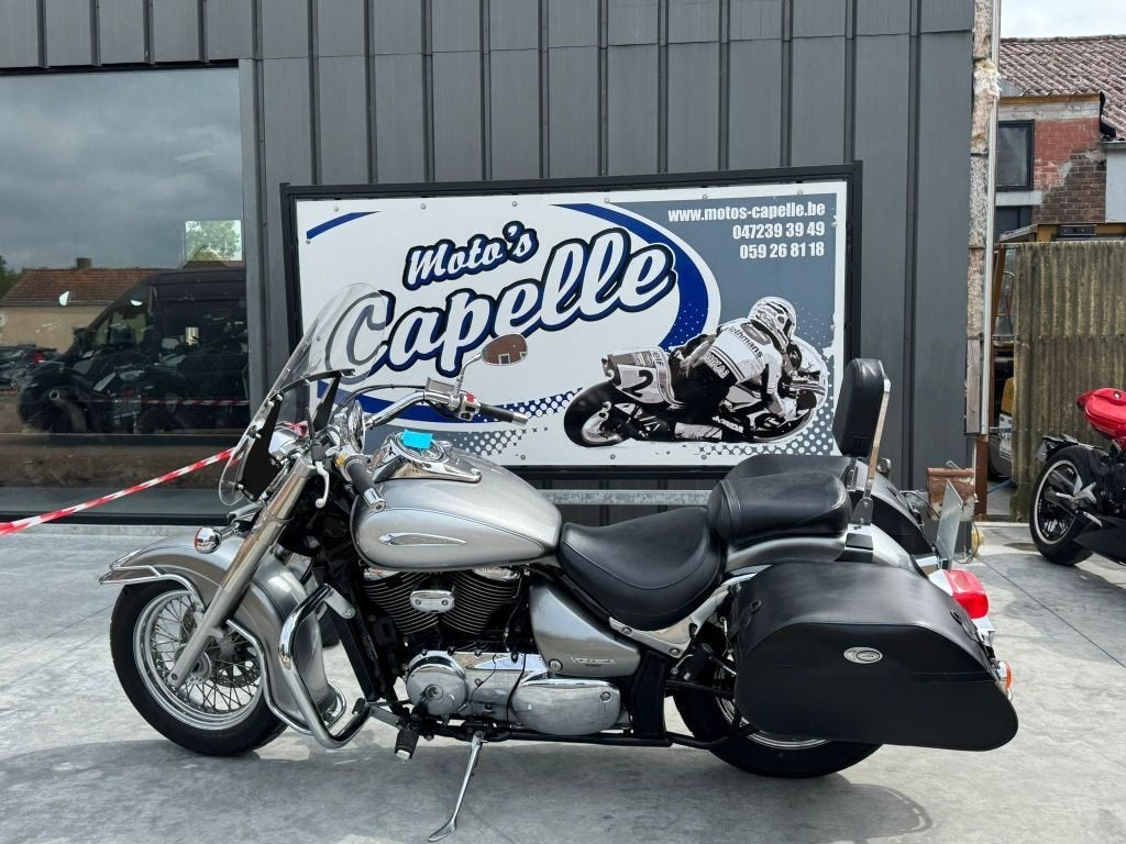 Suzuki	Intruder 800, Motoren, Bedrijf, 800 cc, 12 t/m 35 kW