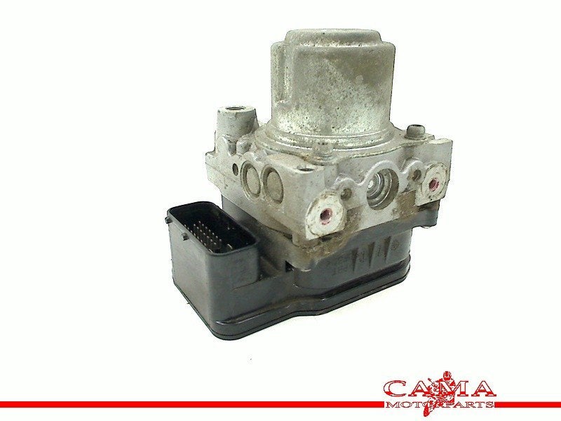 BLOC ABS (FREINS ANTI-BLOCAGE) Honda CBF 500 (5S18-5063), Dhr. S. di Majo, Utilisé, Info@cama-motorparts.nl, P.J. Troelstraweg 8 8
3144 CX  MAASSLUIS, NL