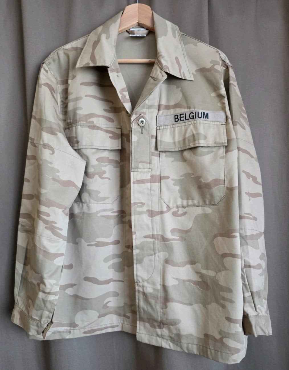 Militair hemd van het Belgische leger - Desert Camouflage (S, Ophalen of Verzenden, Zo goed als nieuw, Beige