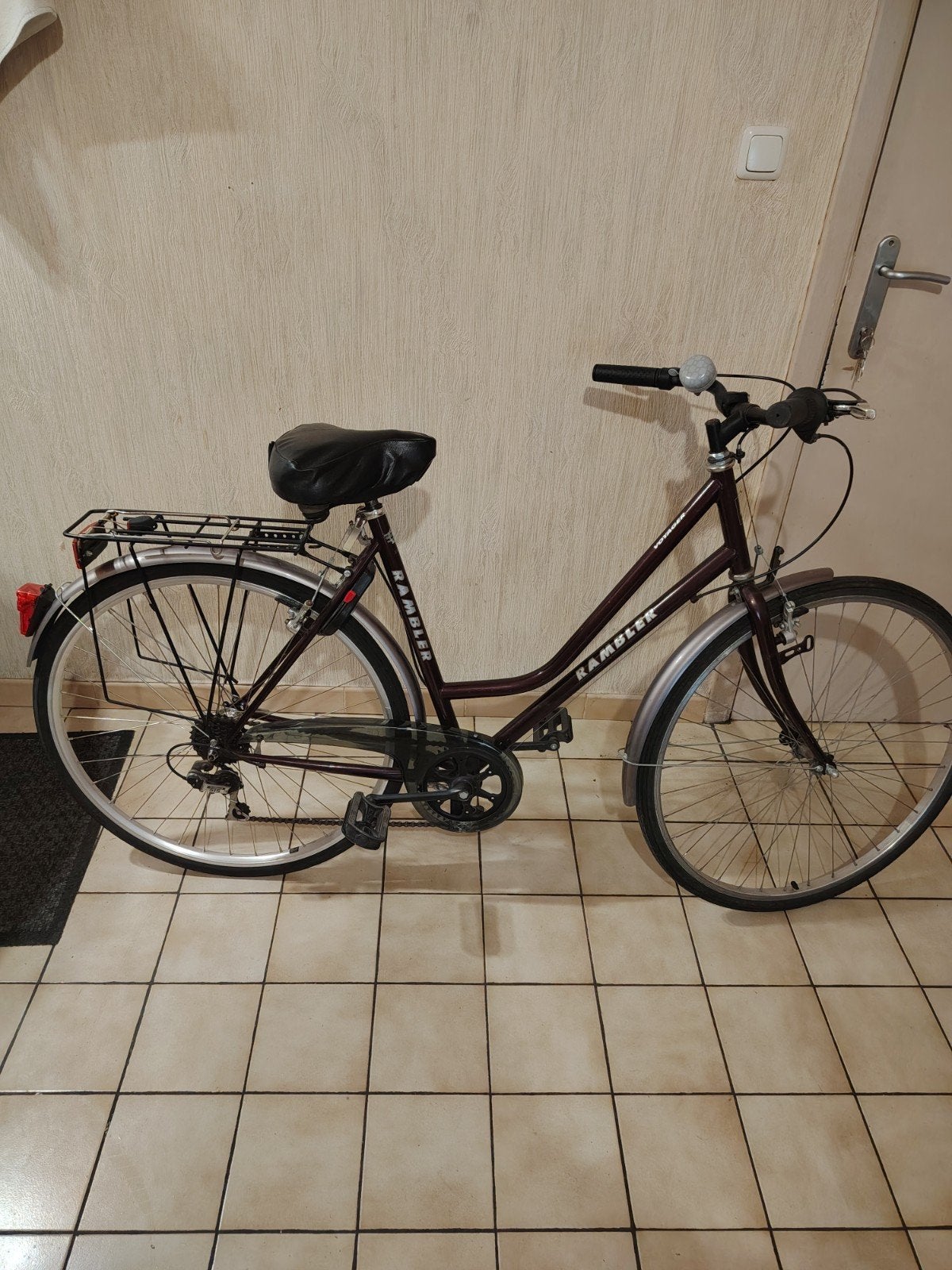 fiets dames 28 inch, Ophalen of Verzenden, Gebruikt