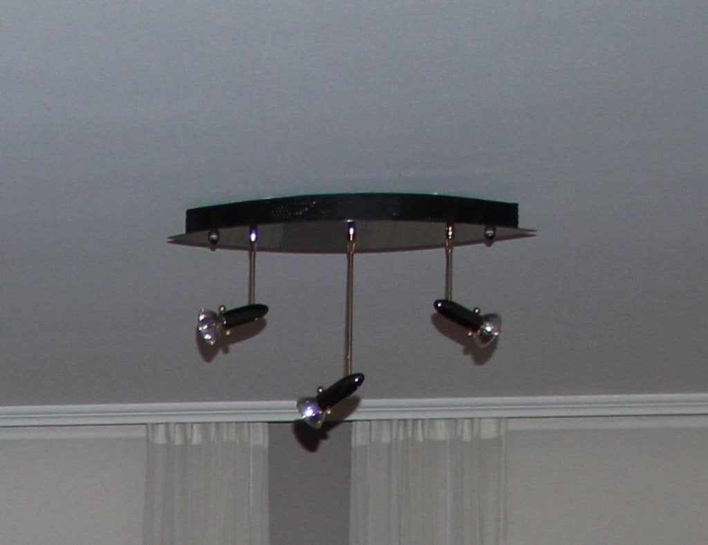 plafondlamp met 3 spots - inclusief spots, Ophalen, Halogeen, Metaal of Aluminium, Zo goed als nieuw