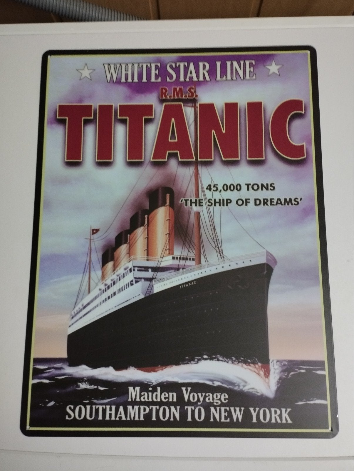 Een grote metalen plaat over Titanic boot kleur verschillend, Collections, Marine, Enlèvement