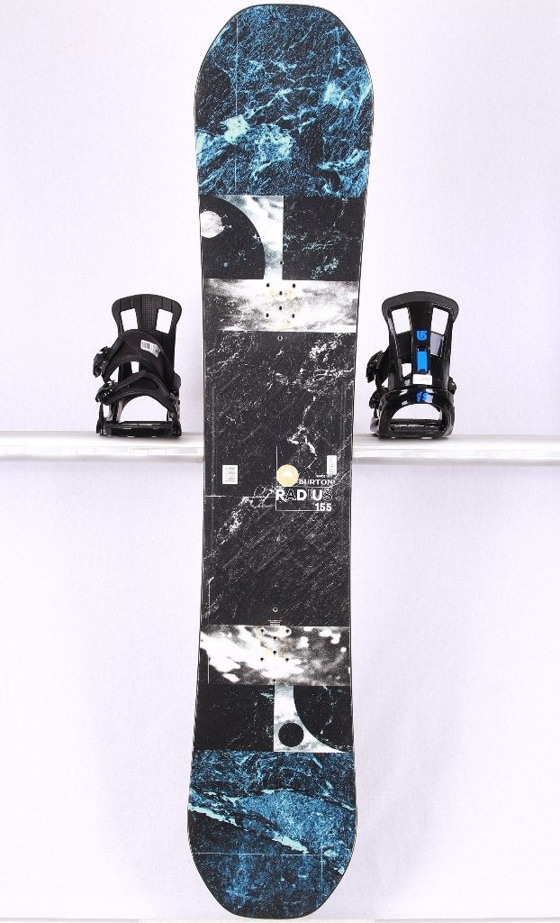 Snowboard 155 cm BURTON RADIUS, noir/bleu clair, noyau en, Envoi, Utilisé, Planche