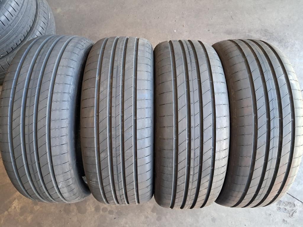 235/45/19 2354519 235/45R19 zomer nieuw Goodyear, Auto-onderdelen, Ophalen, Ford