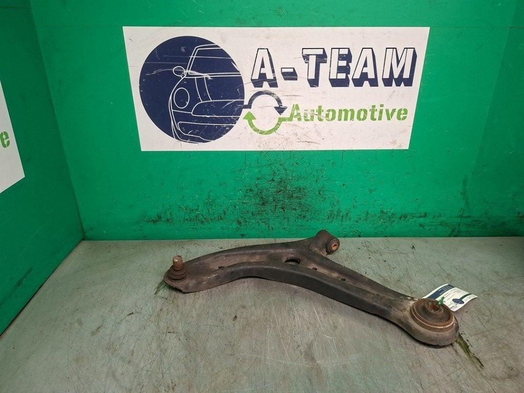 BRAS DE SUSPENSION AVANT GAUCHE (TRIANGLE) Mazda 2 (DE), Hitdorfer Straße 73
51371  Leverkusen, DE, Mazda, Utilisé, Info@mazda.de