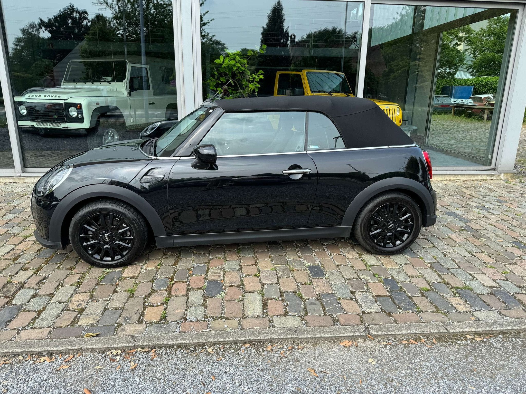 MINI Cooper Cabrio 1.5A OPF DCT (bj 2023, automaat), Auto's, Mini, 4 zetels, Gebruikt, Euro 6, Cabriolet