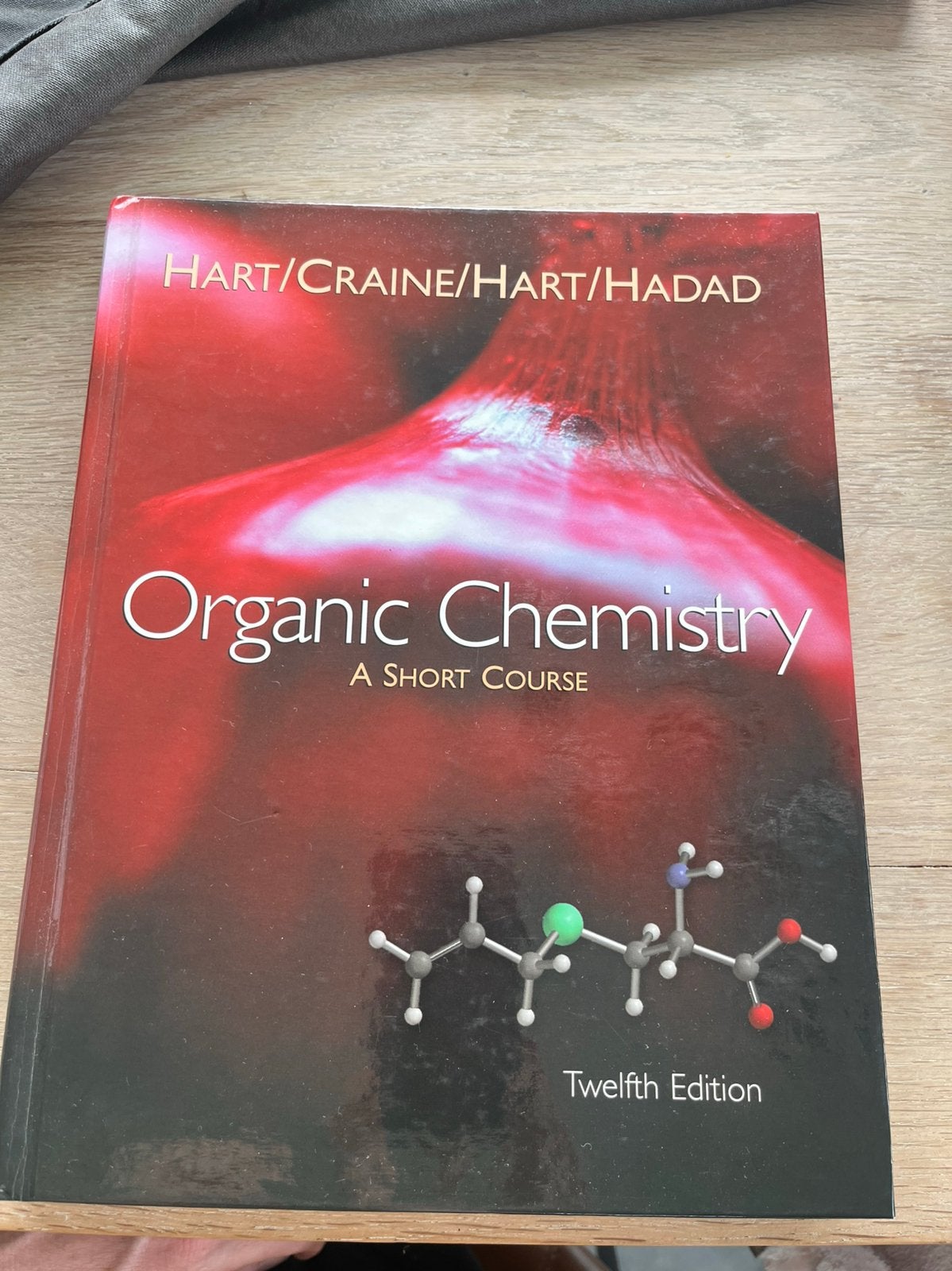 Organic chemistry - hart craine hart hadad, Ophalen of Verzenden, Zo goed als nieuw, Natuurwetenschap