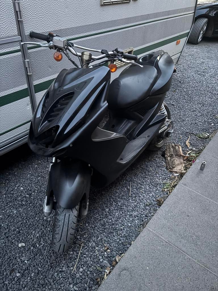 Mbk nitro a klasse, Fietsen en Brommers, Scooters | Yamaha, Ophalen, Zo goed als nieuw