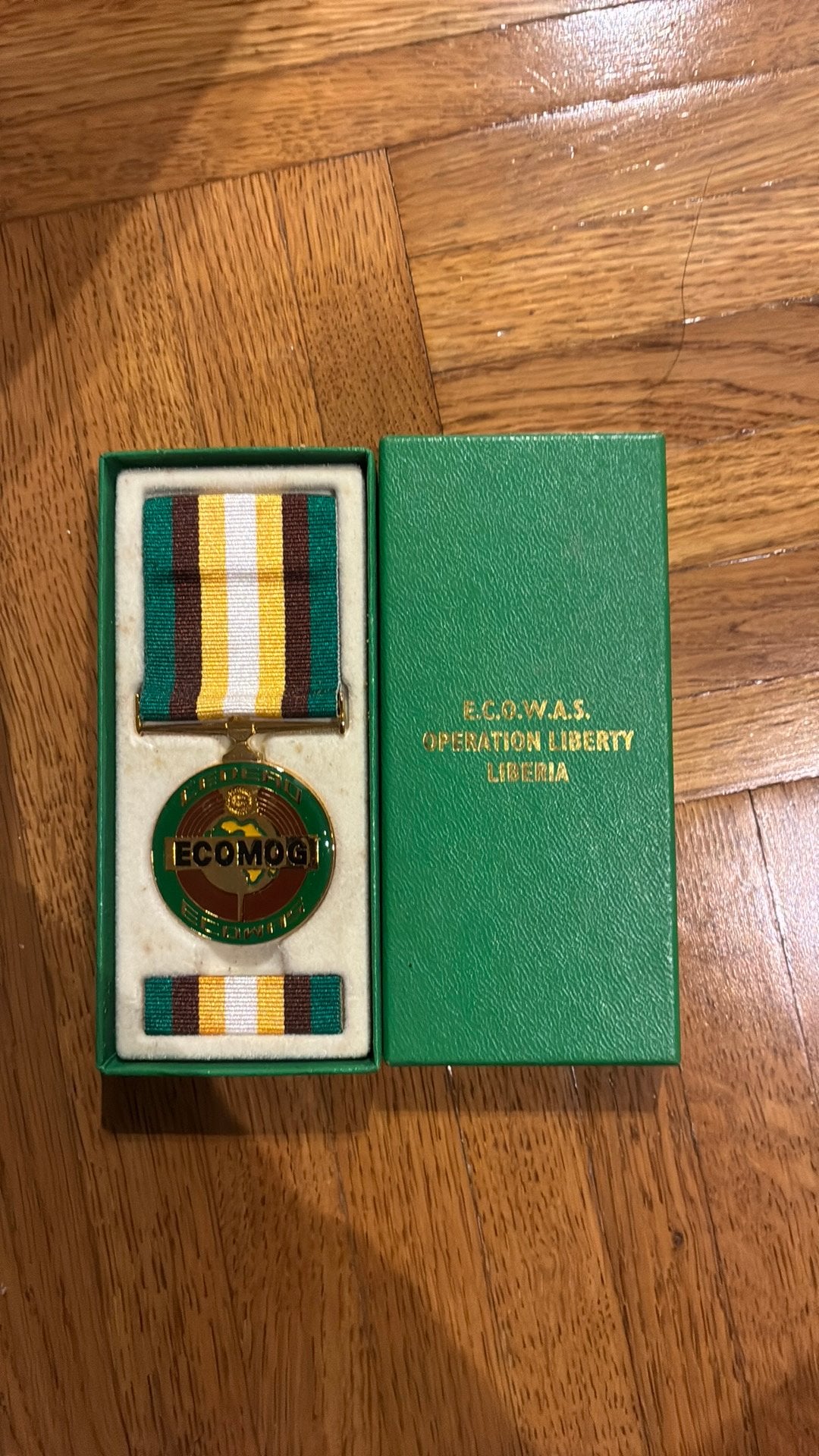 ECOMOG Operation Liberty Liberia Service Medal., Ophalen