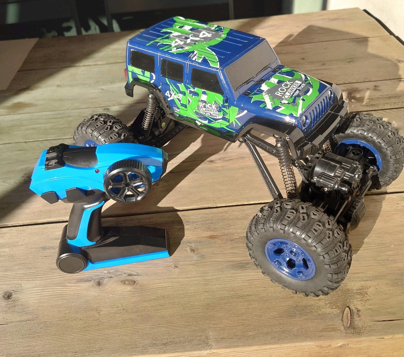 4x4 monster truck telegeleide auto, Ophalen