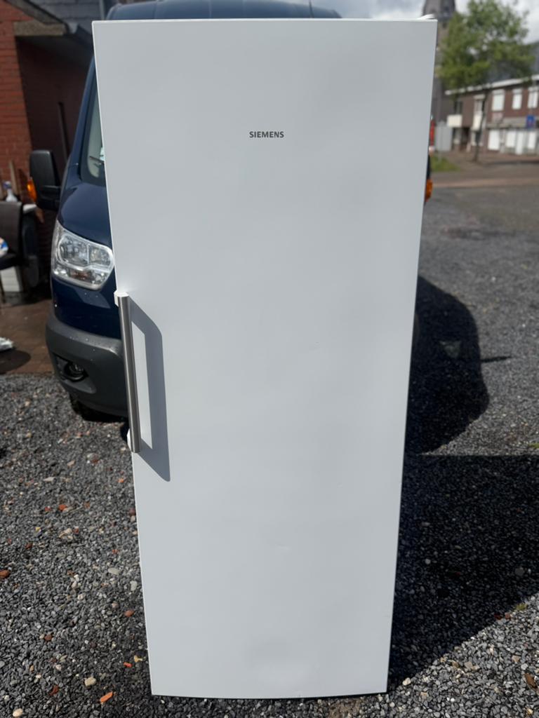 Diepvries siemens no frost A++ zeer proper werkt super, Ophalen, Zo goed als nieuw
