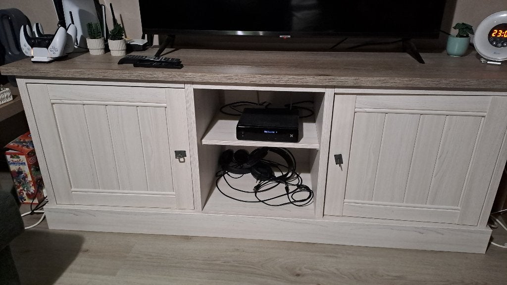 TV kast, Huis en Inrichting, Ophalen, Zo goed als nieuw, Overige houtsoorten