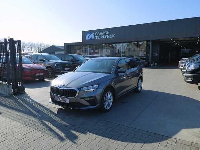 SKODA Scala 1.0 TSi 115pk Business Camera '24 28000km, Auto's, Skoda, Scala, Euro 6, Bedrijf, 83 kW