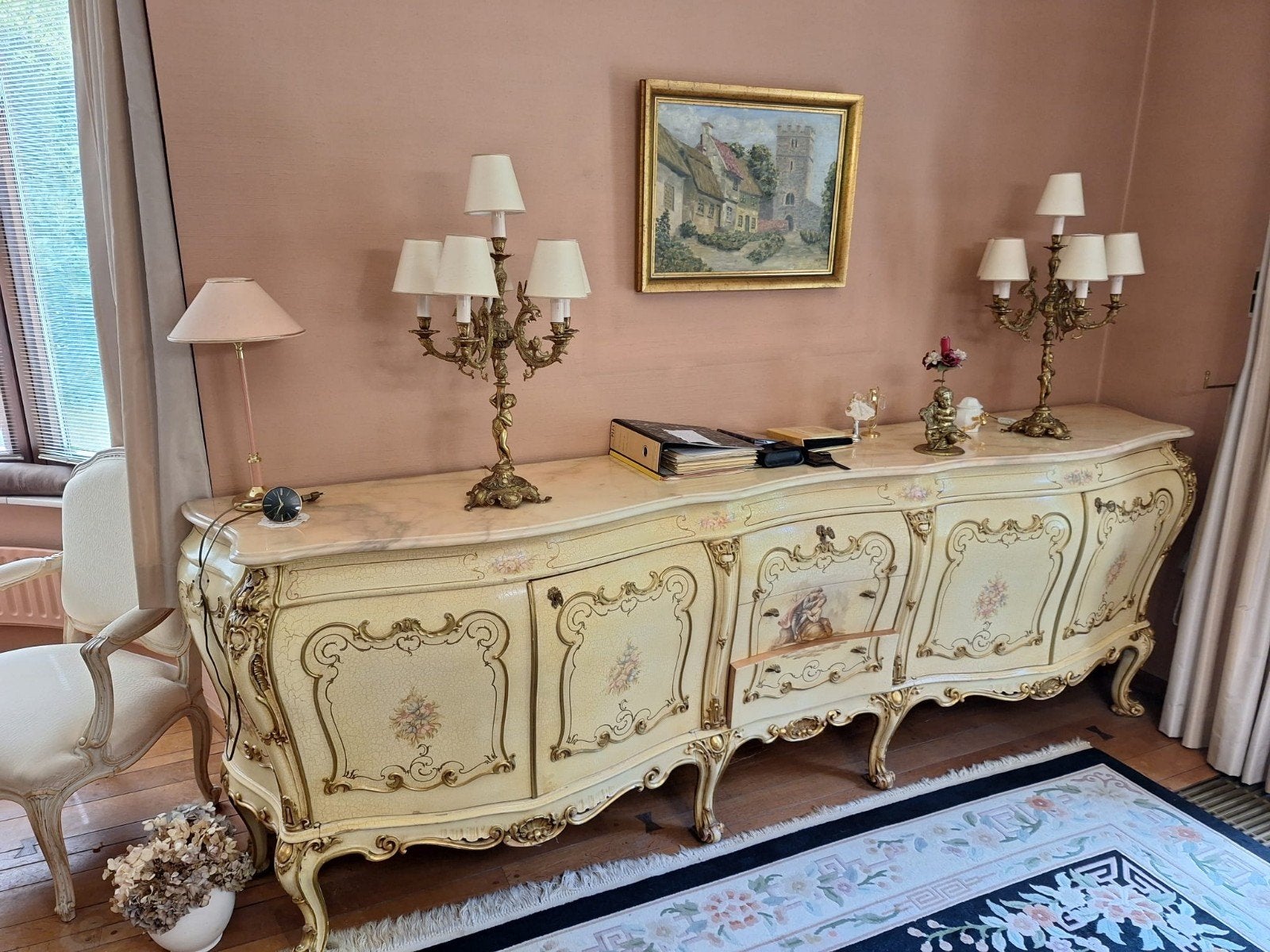 Dressoir, Ophalen