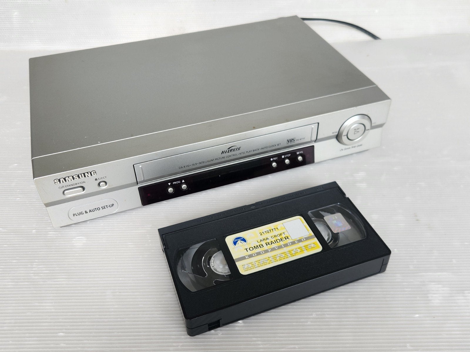 Enregistreur vidéo PAL avec fonction NTSC, Enlèvement ou Envoi