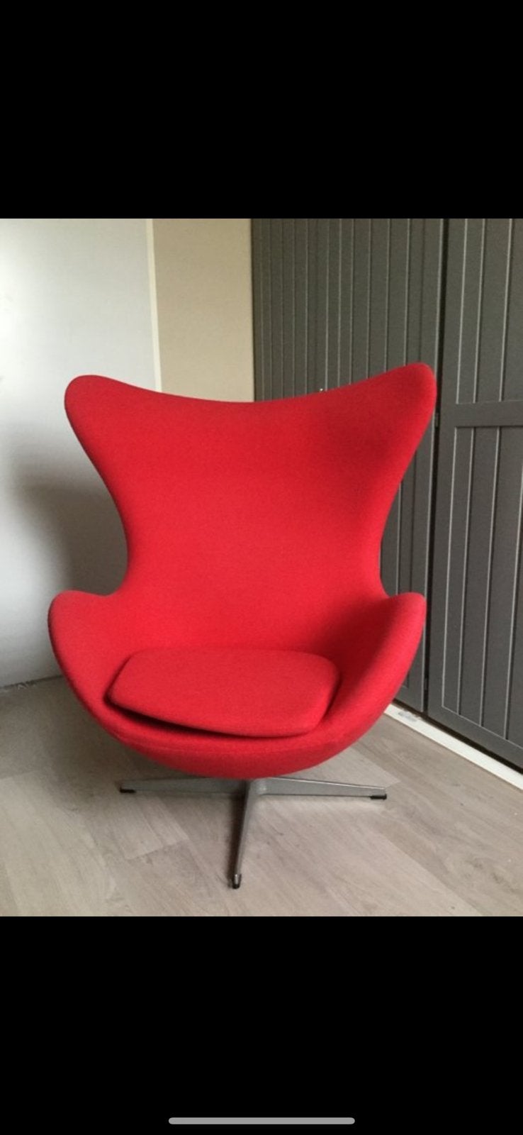 Arne Jacobsen Fritz Hansen Egg Chair 3316 Vintage rode stof, Ophalen, Zo goed als nieuw