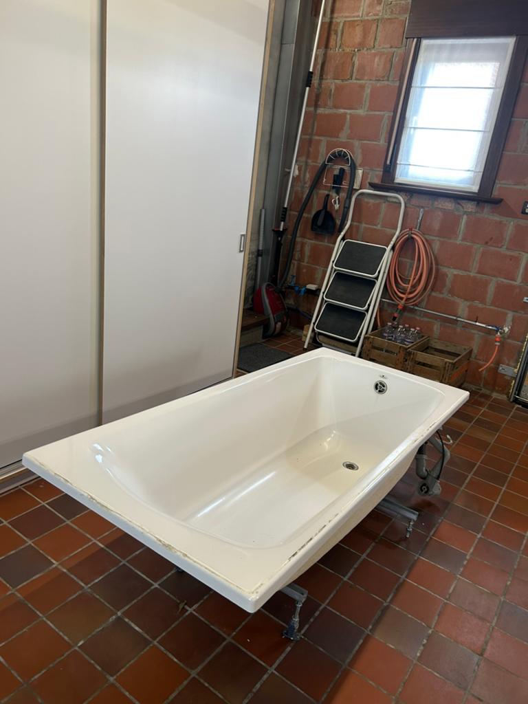 Ligbad, Huis en Inrichting, Ophalen, Gebruikt, Met bad