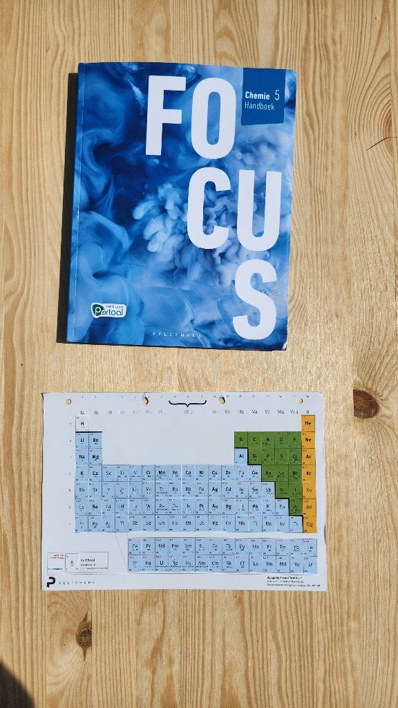 Focus Chemie 5 handboek, Gelezen, ASO, Scheikunde, Ophalen of Verzenden