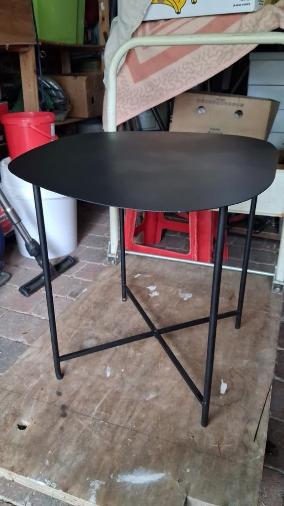 Table d'appoint, table basse., Enlèvement