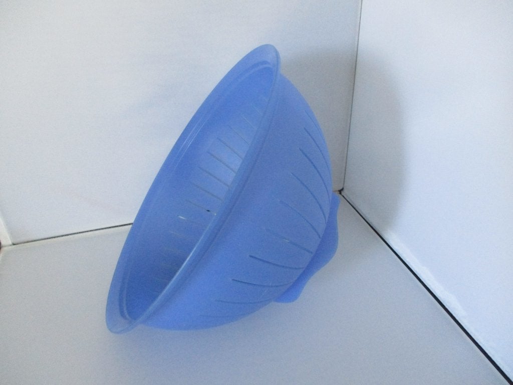 tupperware vergiet zeef blauwe kom kitchen 25 cm., Ophalen of Verzenden, Gebruikt, Blauw, Bak of Kom