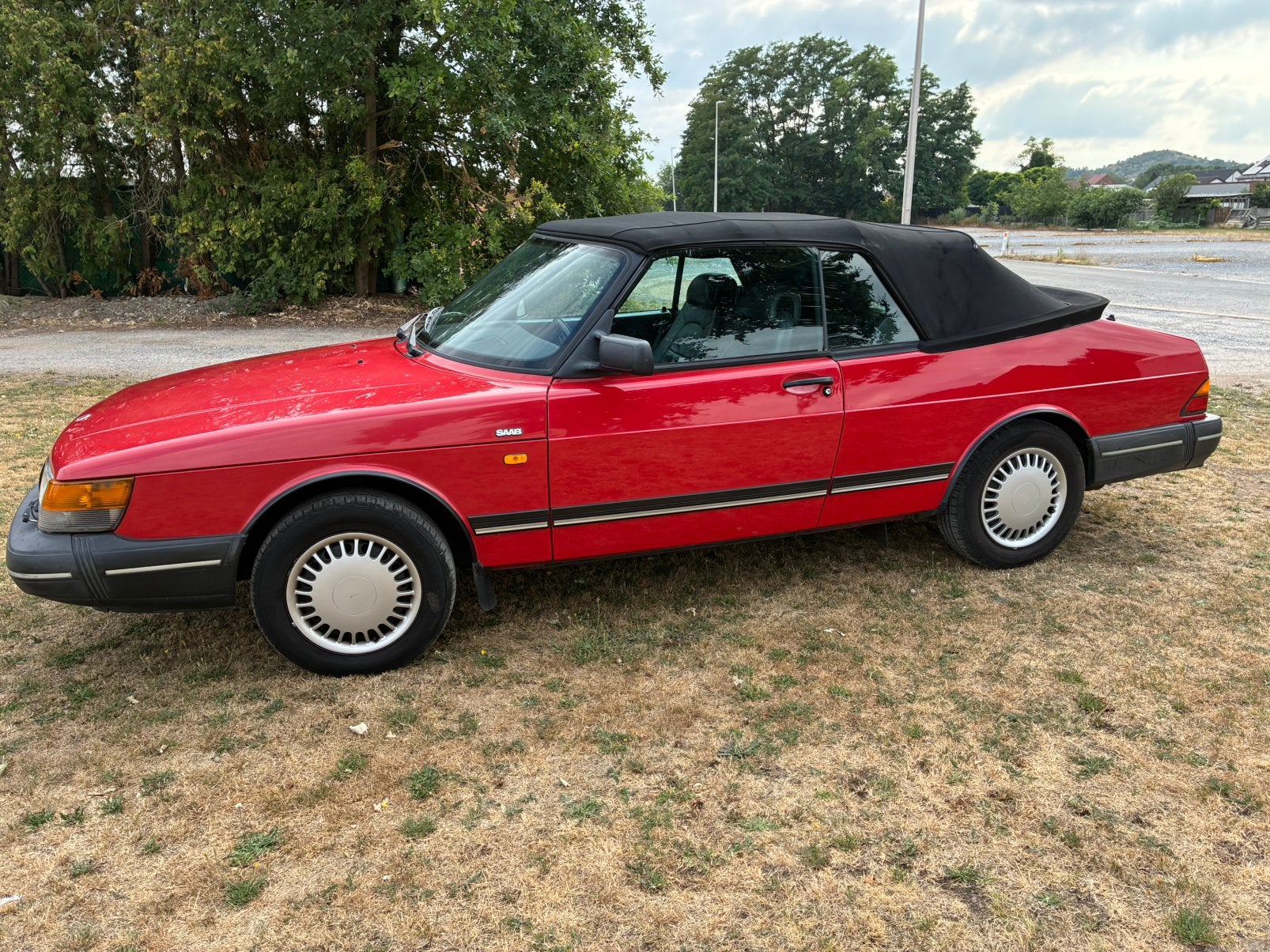 Rode SAAB 900 cabrio oldtimer gekeurd goede staat, Automaat, Zwart, Cabriolet, Leder