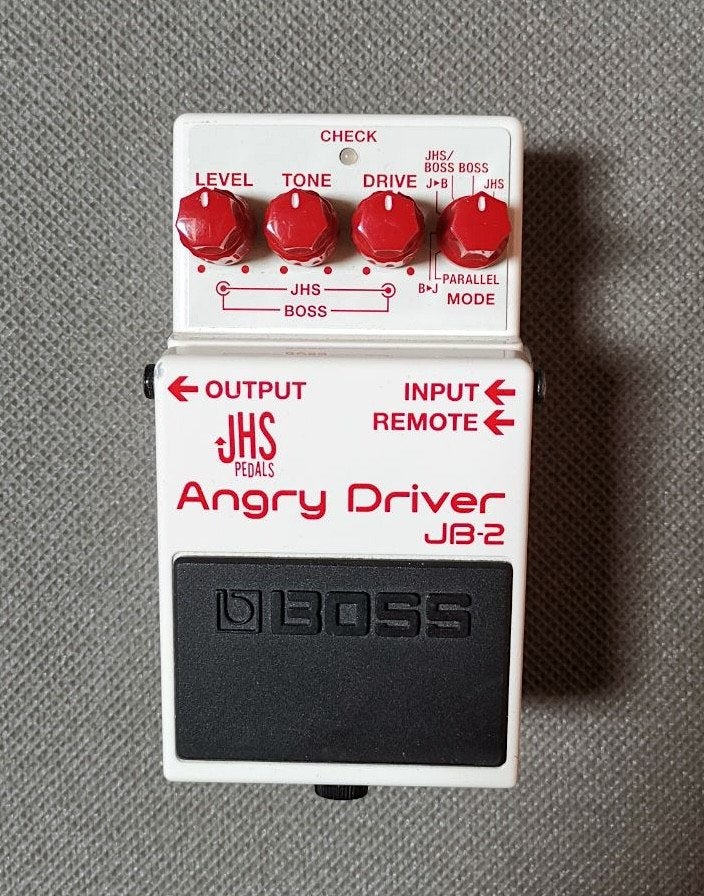 Boss JB-2 Angry Driver JHS incl. remote switch, Musique & Instruments, Envoi, Comme neuf, Distortion, Overdrive ou Fuzz
