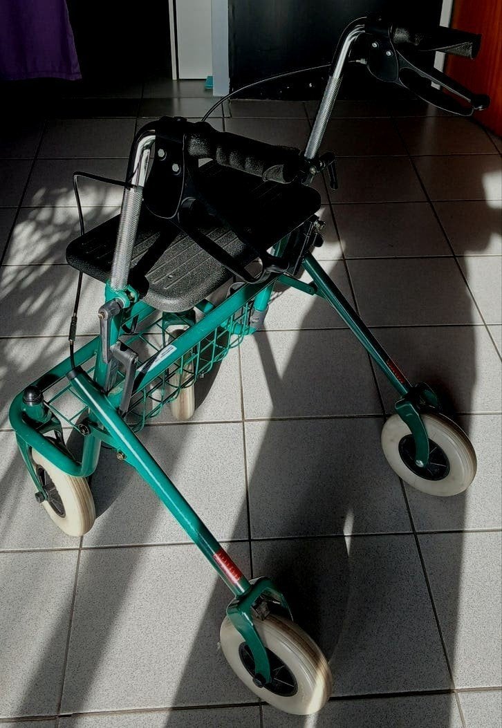 Rollator, Diversen, Ophalen, Zo goed als nieuw