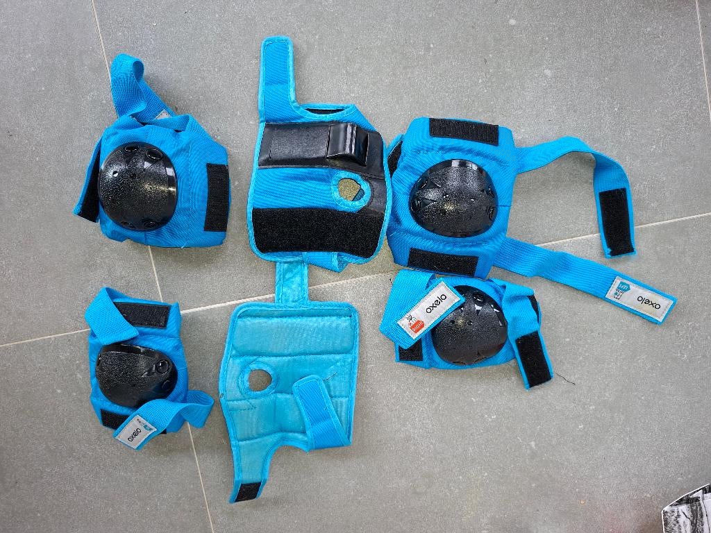 Set 3x2 beschermers, kinderen, voor skates, step, skate, BL, Gebruikt, Kinderen, Overige typen, Ophalen