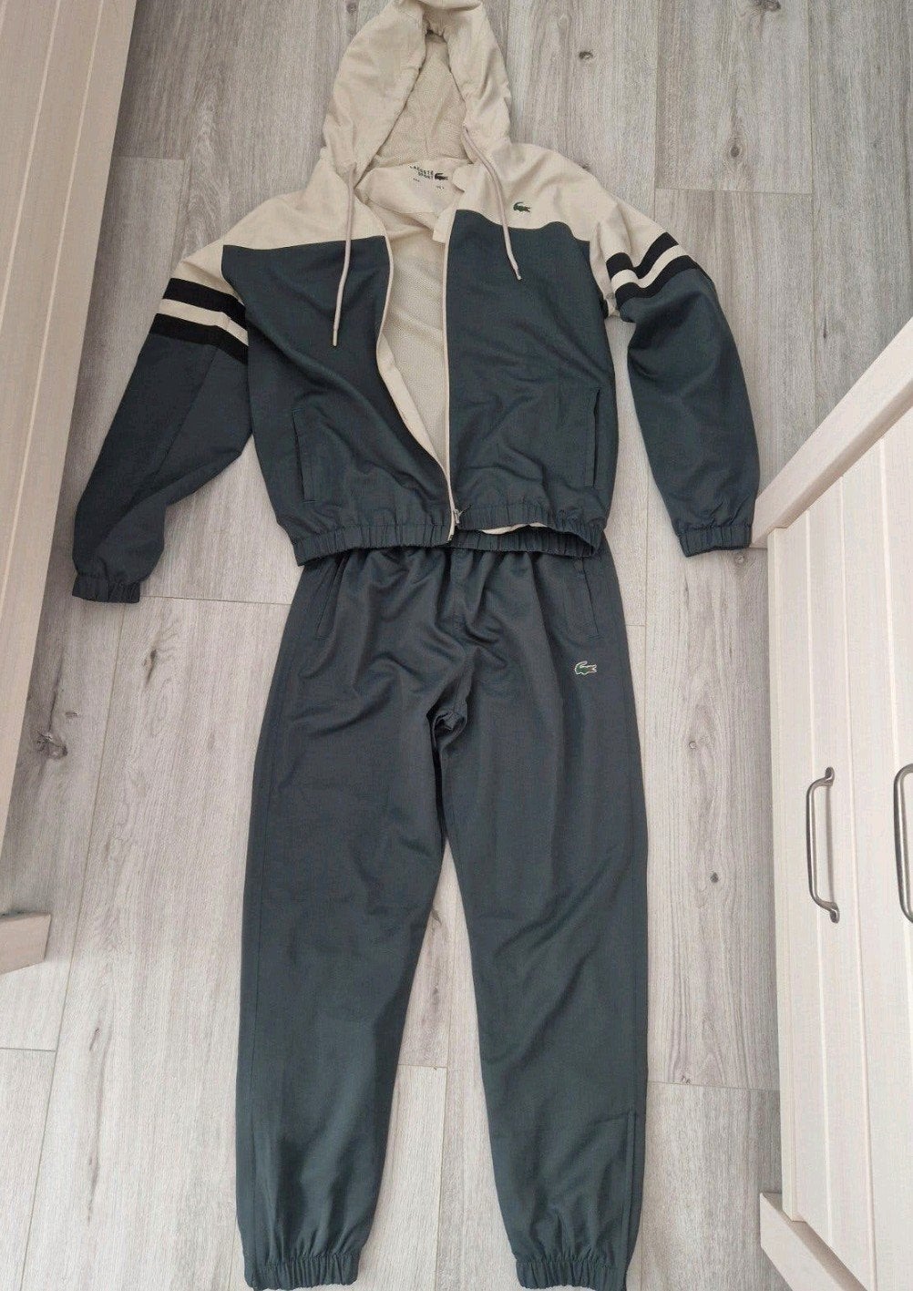 Lacoste Track Suit - Never Used, Kleding | Heren, Ophalen of Verzenden, Nieuw