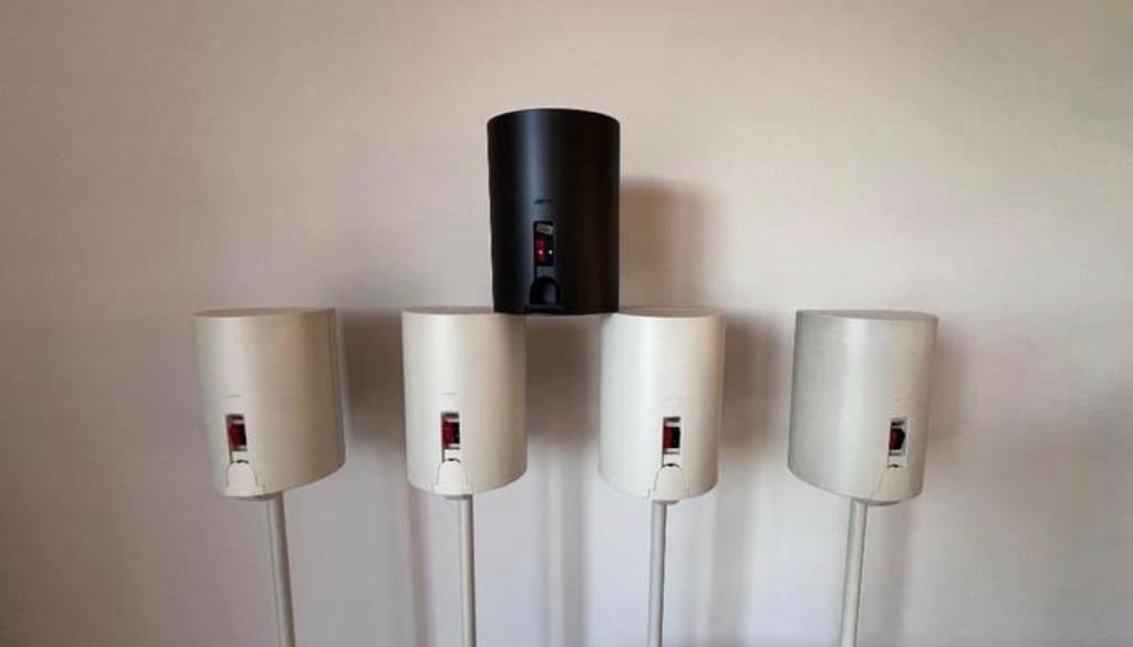 JAMO Omega surround speakers ( 5 ex ) + Subwoofer SW410, Autres marques, Autres lecteurs, Enlèvement, Utilisé