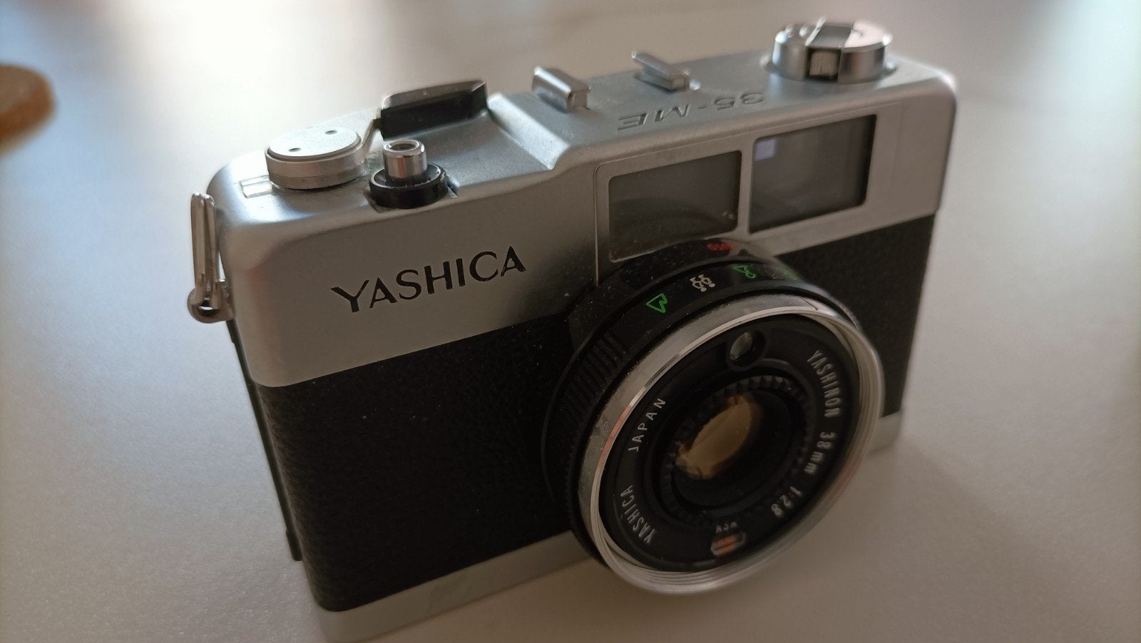 Yashica 35-ME analoge camera, Ophalen of Verzenden
