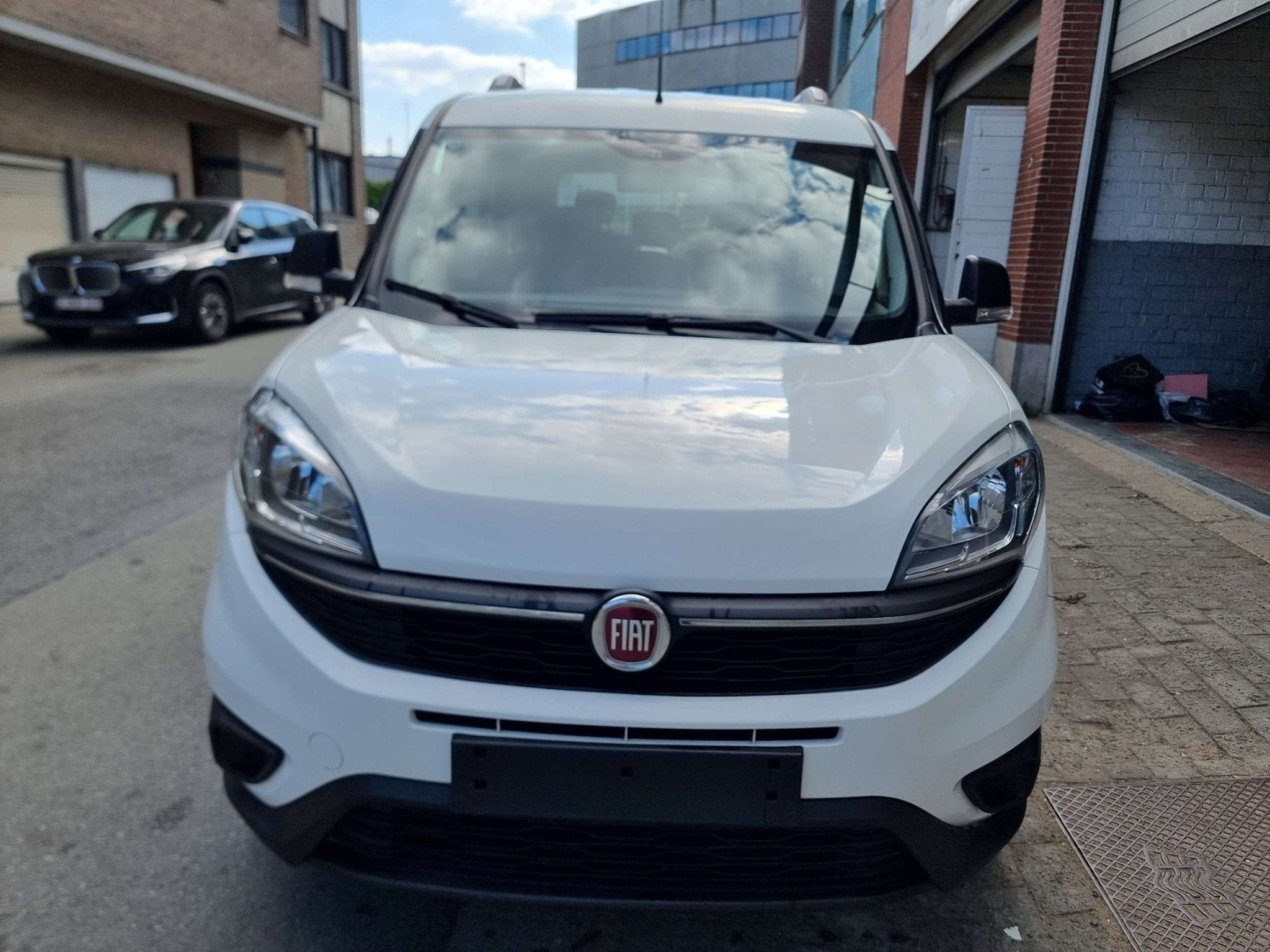 Fiat Doblò 1.4i Easy7 PLACES 1 AN DE GARANTIE, Autos, Entreprise, 7 places, Boîte manuelle, Autre carrosserie