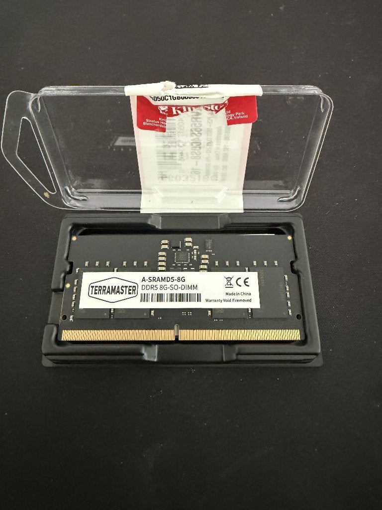 Originele TerraMaster DDR5 SO-DIMM geheugenmodule., Computers en Software, RAM geheugen, Ophalen, Server, 8 GB, Zo goed als nieuw